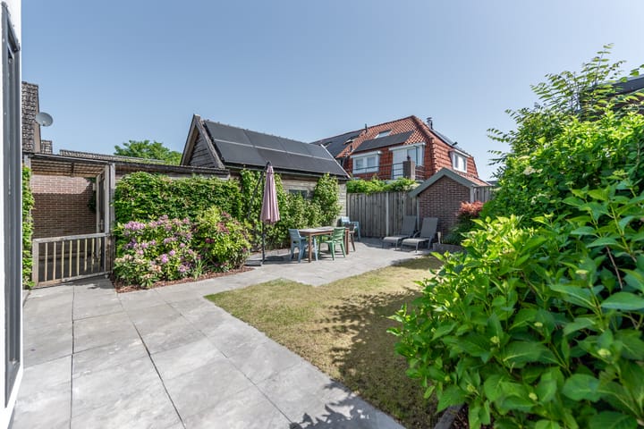 Photo 2 of Tienwoningenweg 13
