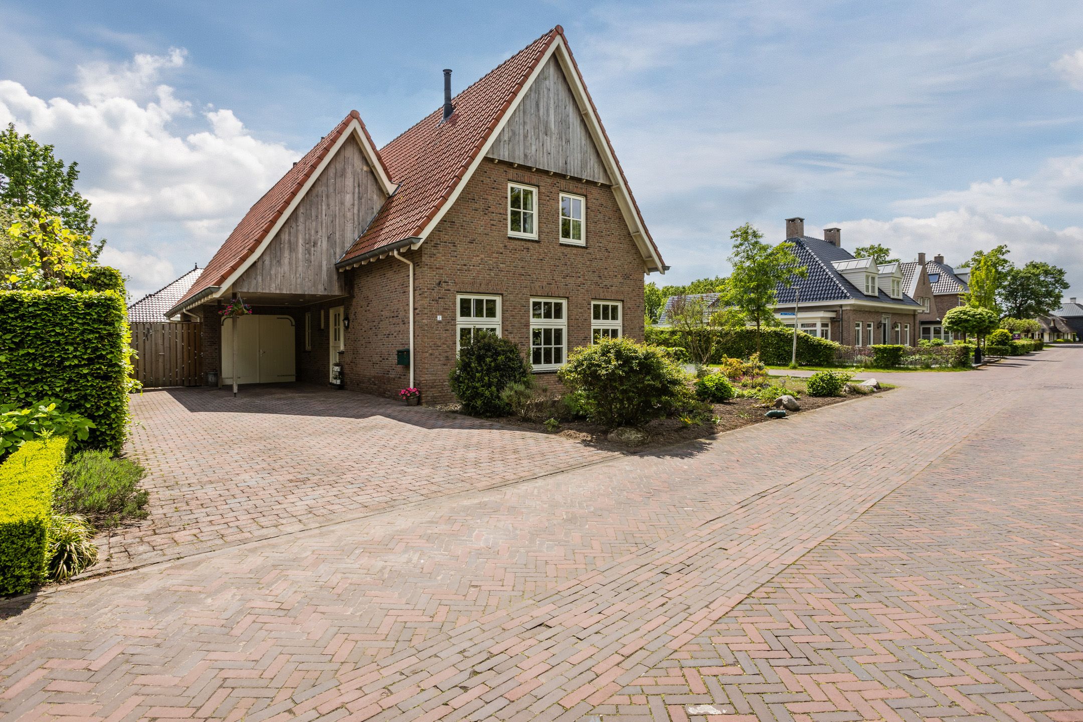 Van der Waalslaan 7