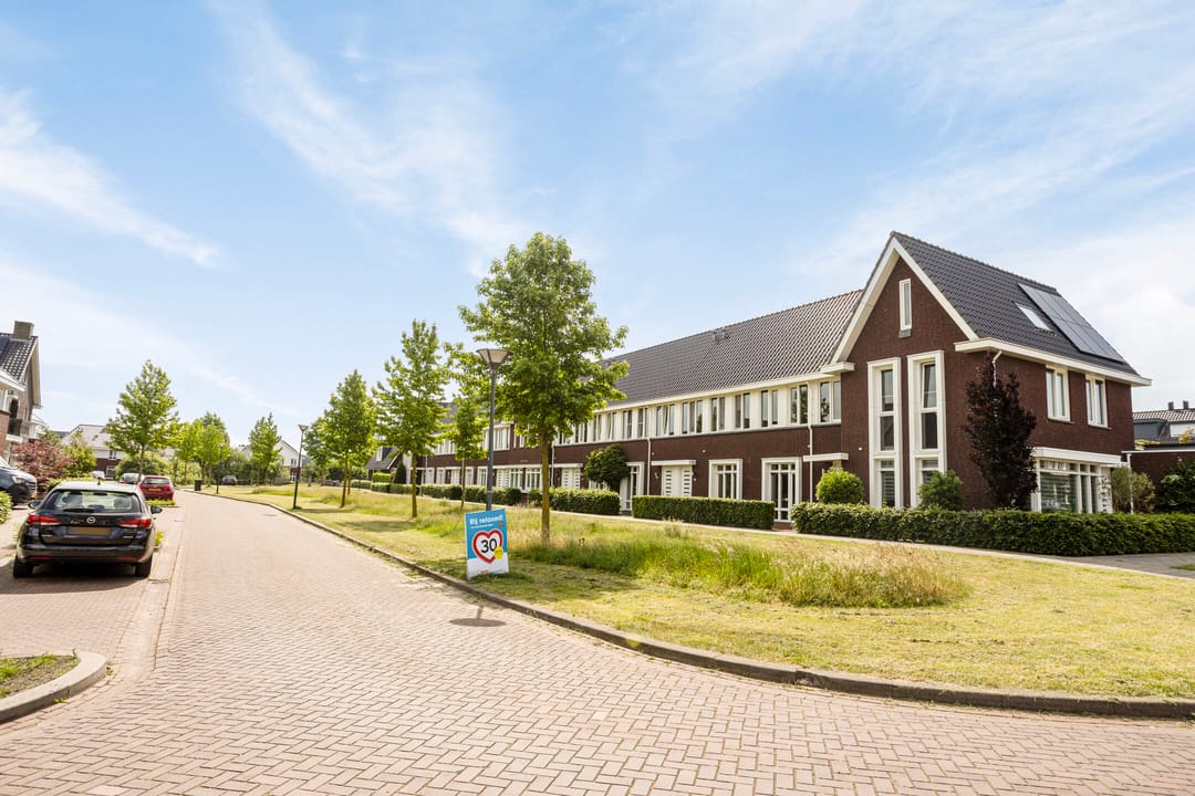Photo 38 of Mackenhof 61