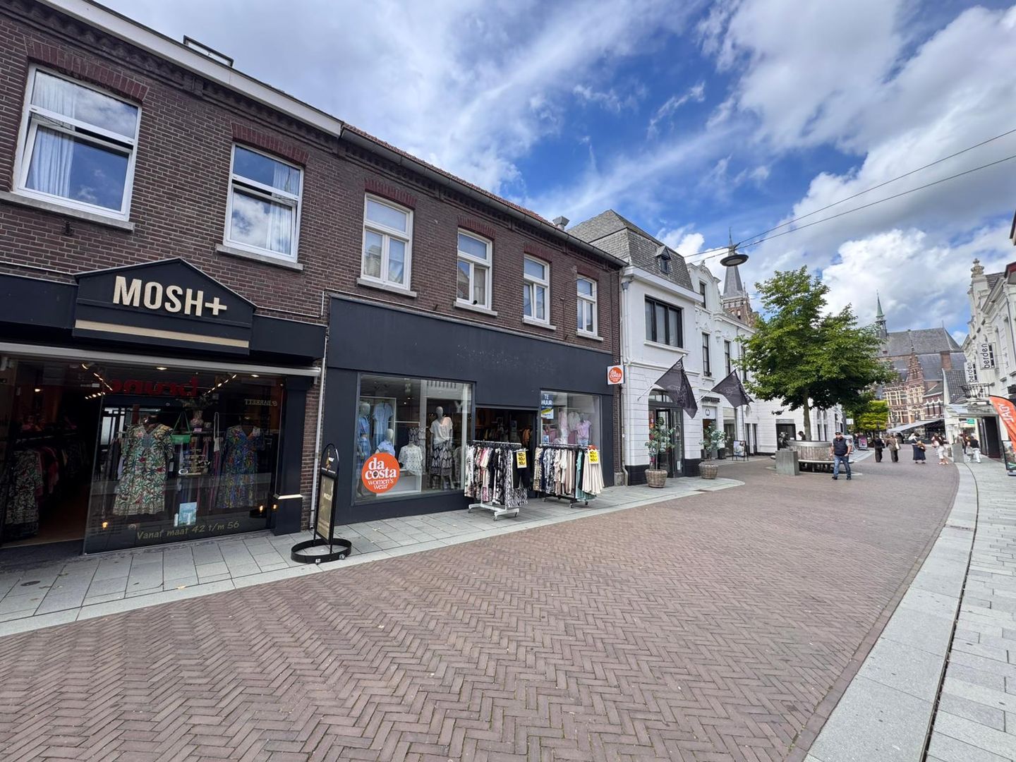 Bekijk foto 2 van Grotestraat 32