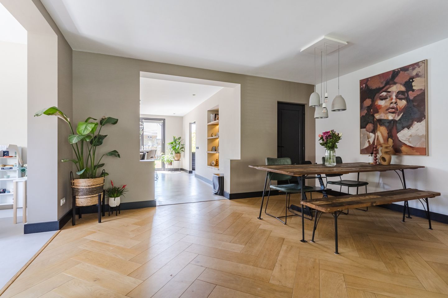 Fully Renovated 1930s Character Home with Luxury Finishes in Bergeijk — 10