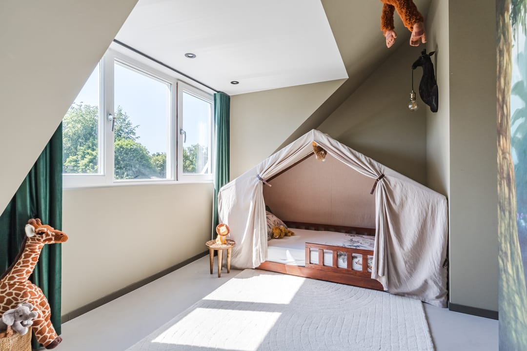 Fully Renovated 1930s Character Home with Luxury Finishes in Bergeijk — 38