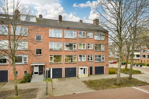 Foto 1 van Valkenstein 46-1