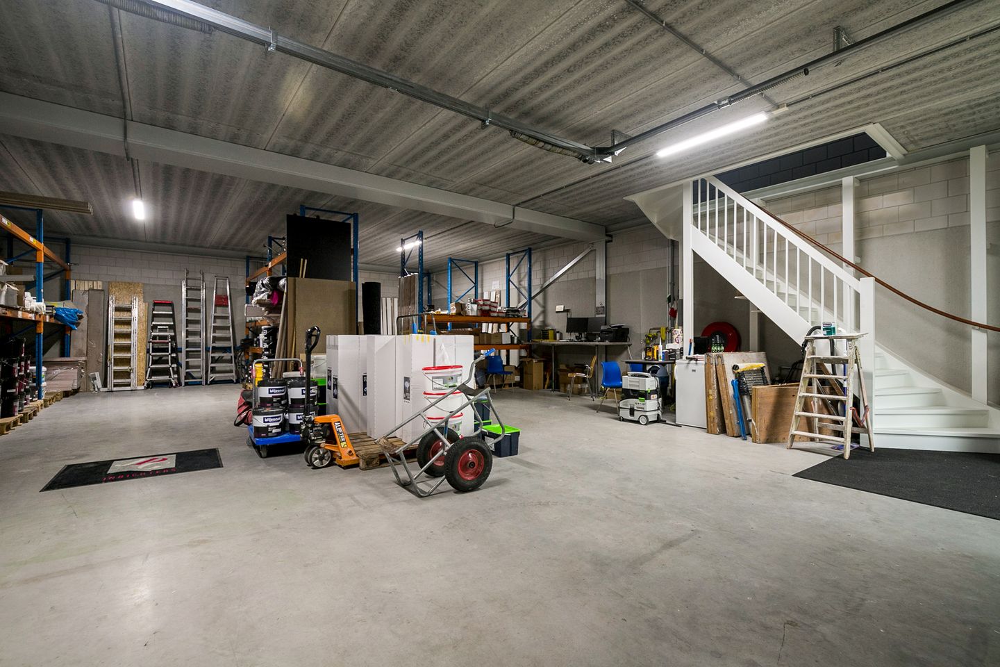 Bekijk foto 2 van Hoofdweg 390