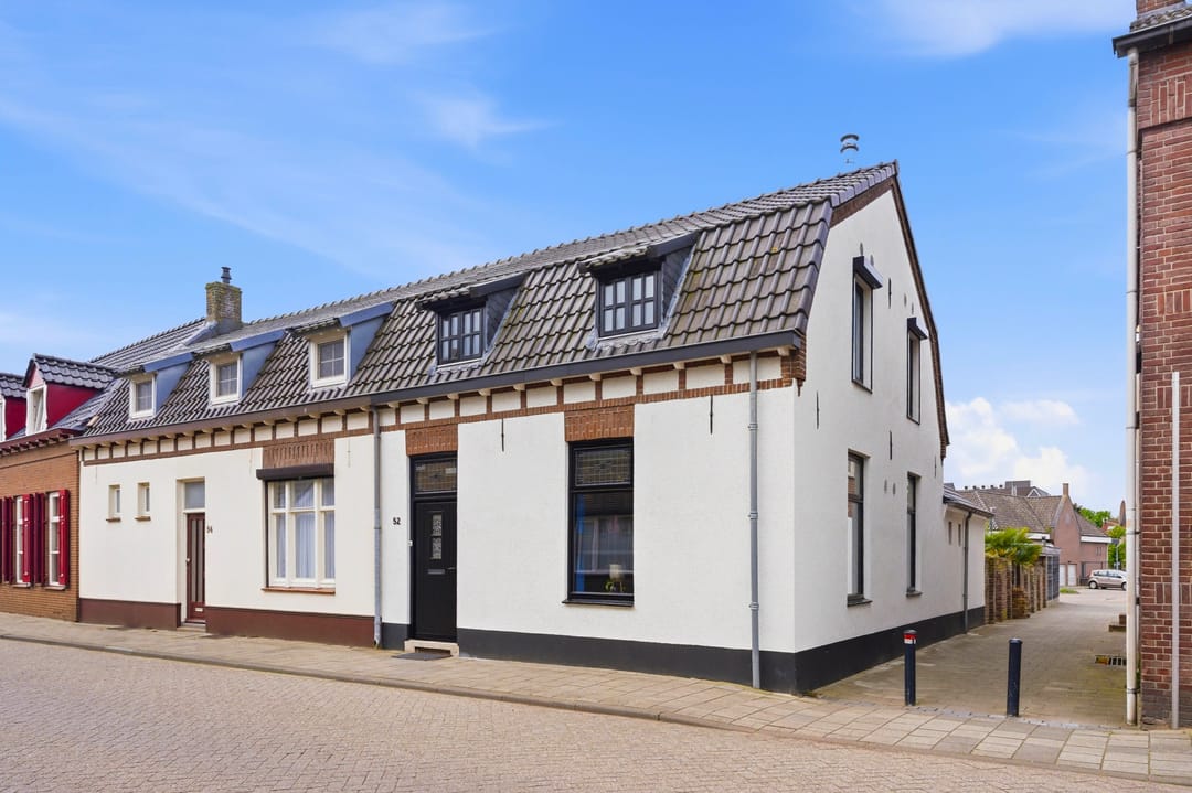 Photo 1 of Grotestraat 52