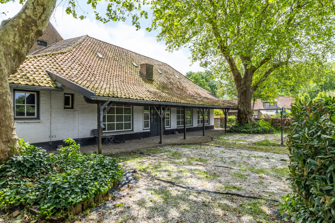 Photo 23 of Pater Carel Houbenstraat 6