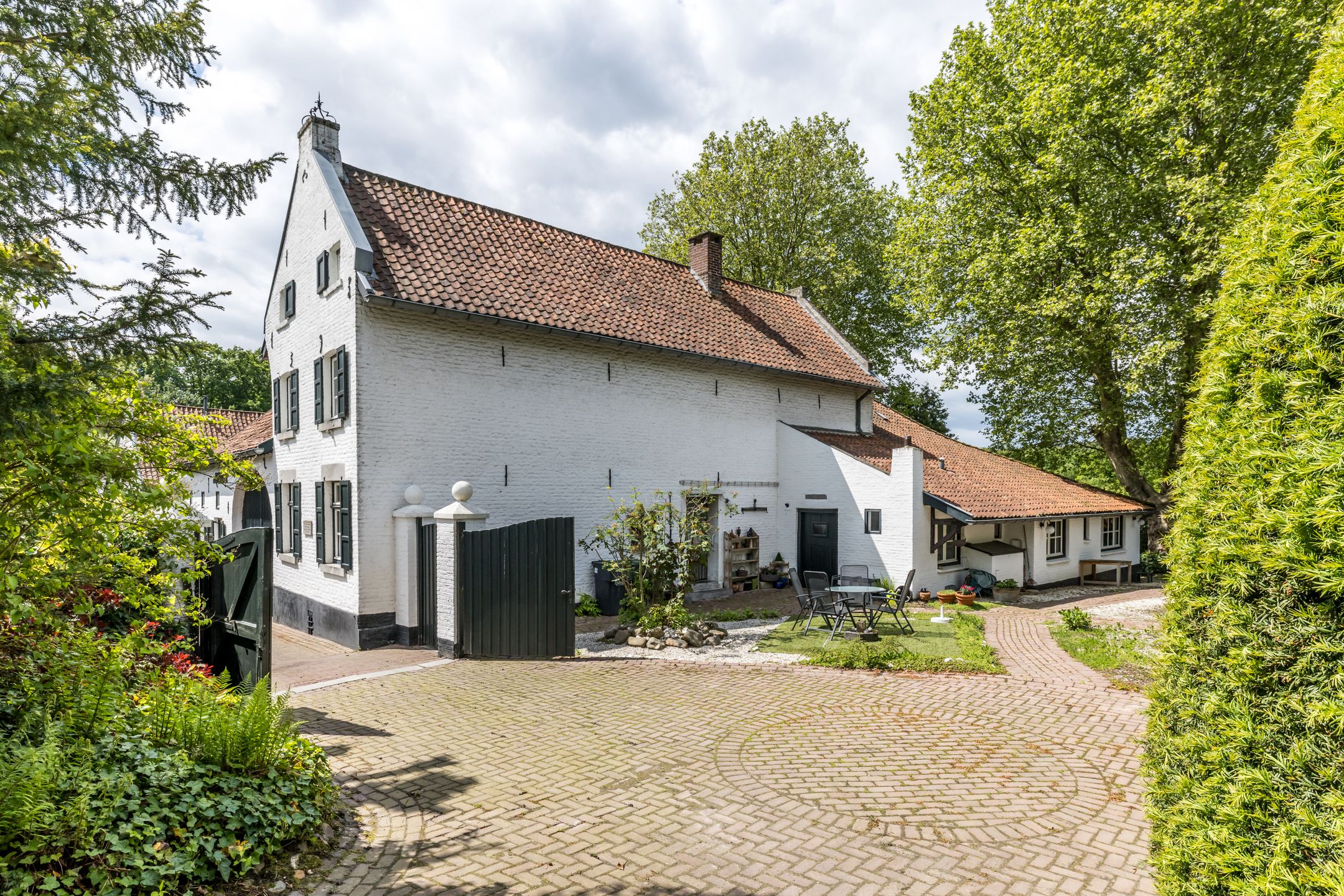Photo 27 of Pater Carel Houbenstraat 6