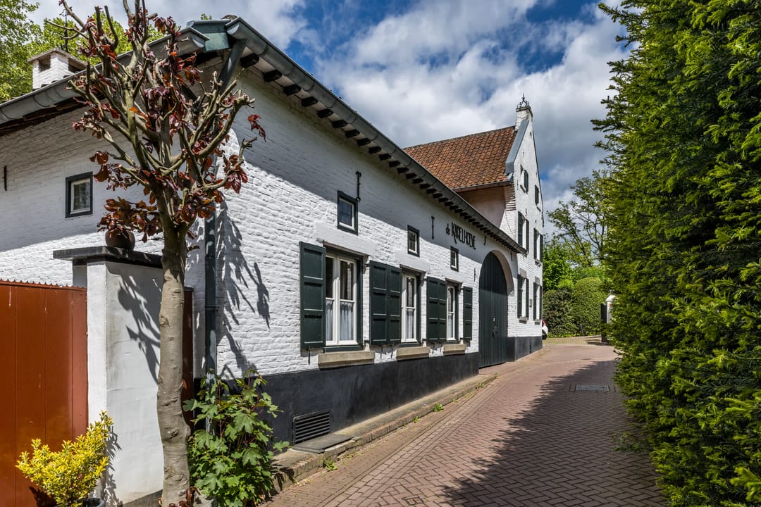 Photo 26 of Pater Carel Houbenstraat 6