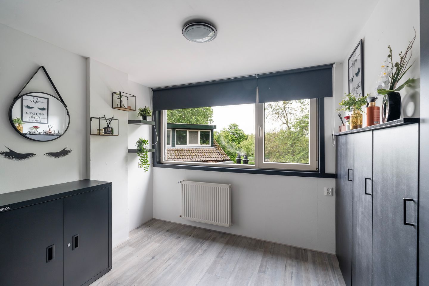 Spacious Family Home in Quiet Green Neighborhood of Rotterdam — 34