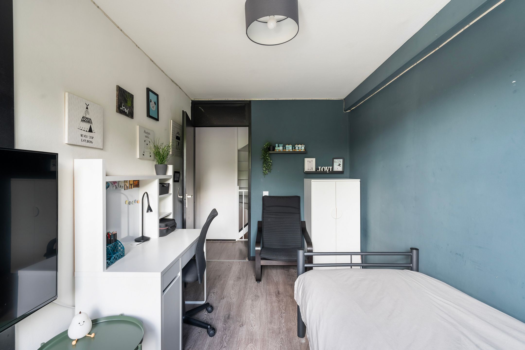 Spacious Family Home in Quiet Green Neighborhood of Rotterdam — 27