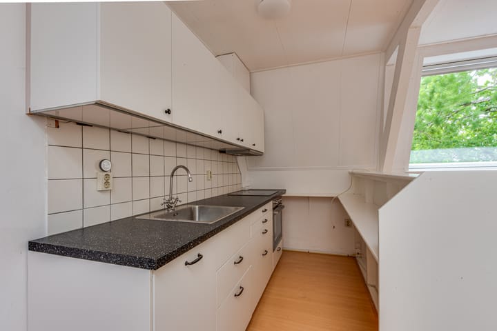 Photo 3 of Kerkstraat 6-C
