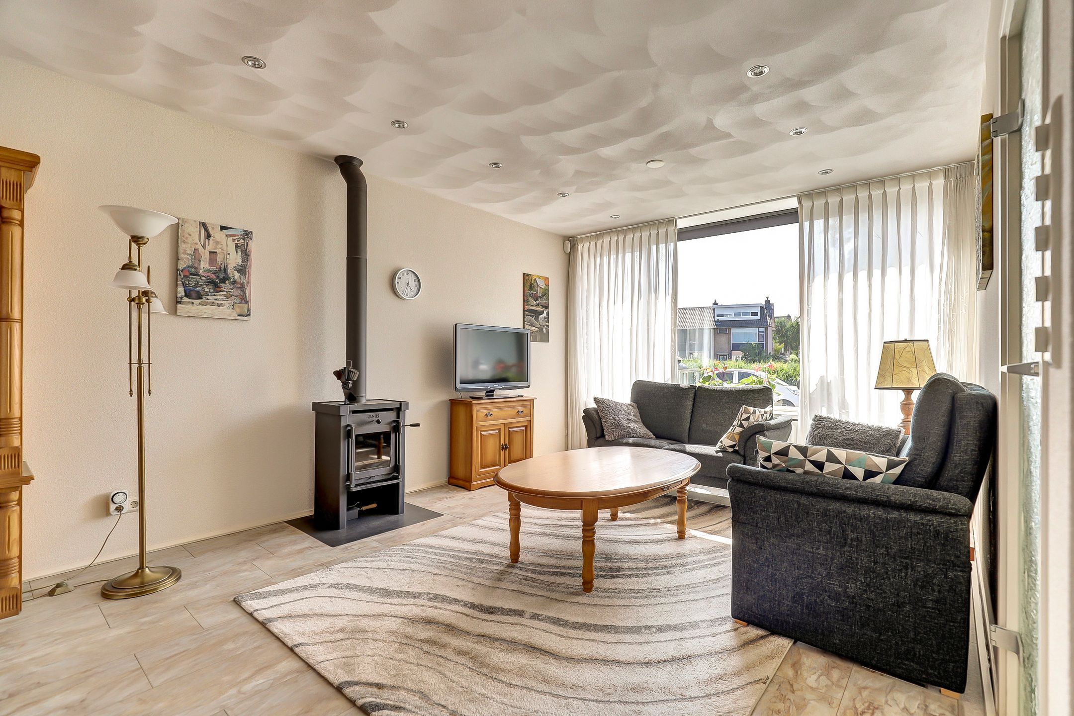 Spacious corner residence with double garage and sunny balcony in Waddinxveen — 9