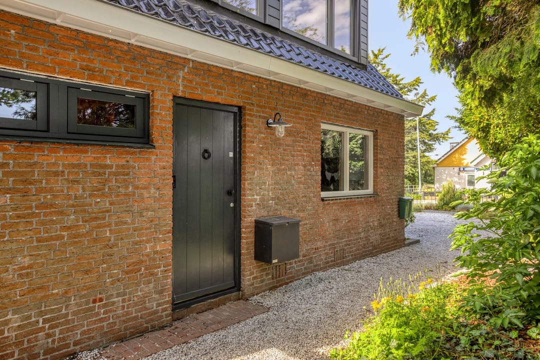 Photo 7 of Noordeinde 1