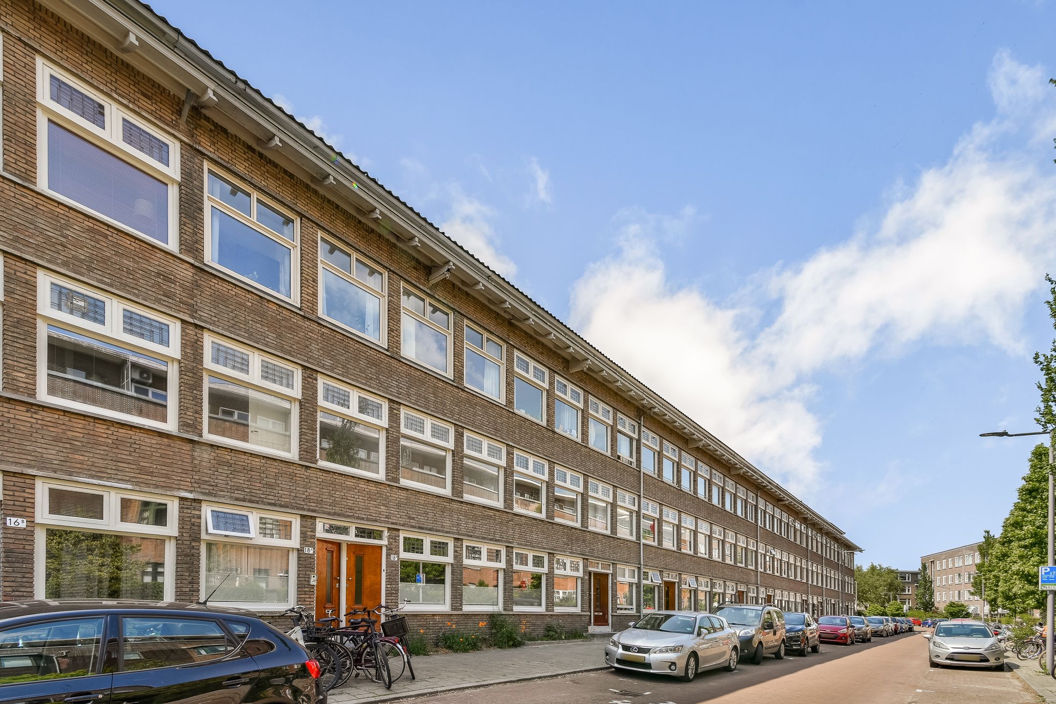 Photo 33 of Nolensstraat 18-A02