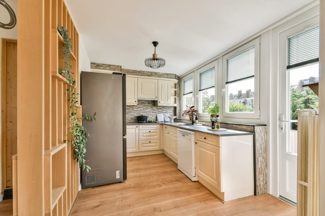 Photo 13 of Nolensstraat 18-A02