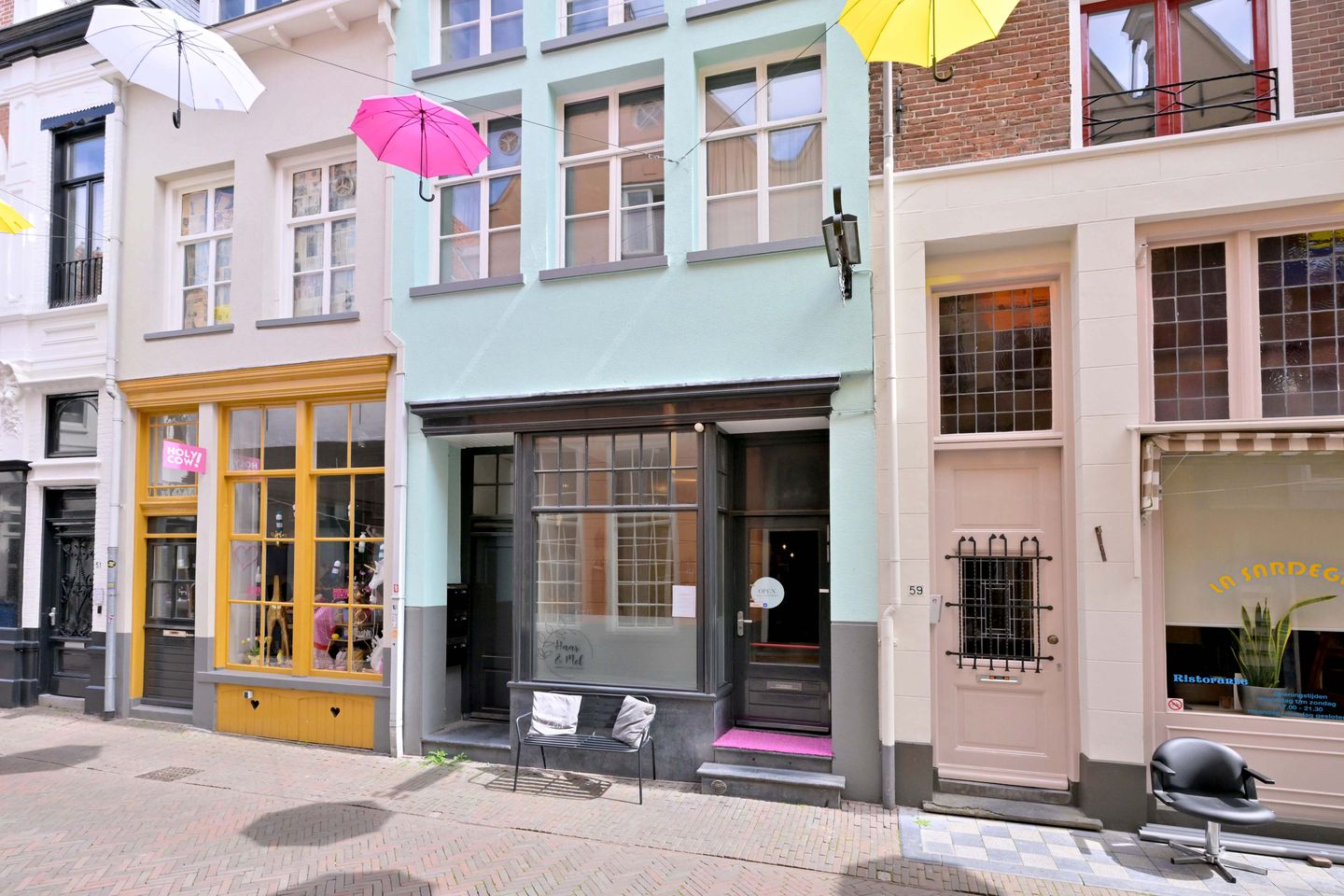 Bekijk foto 1 van Grote Overstraat 57