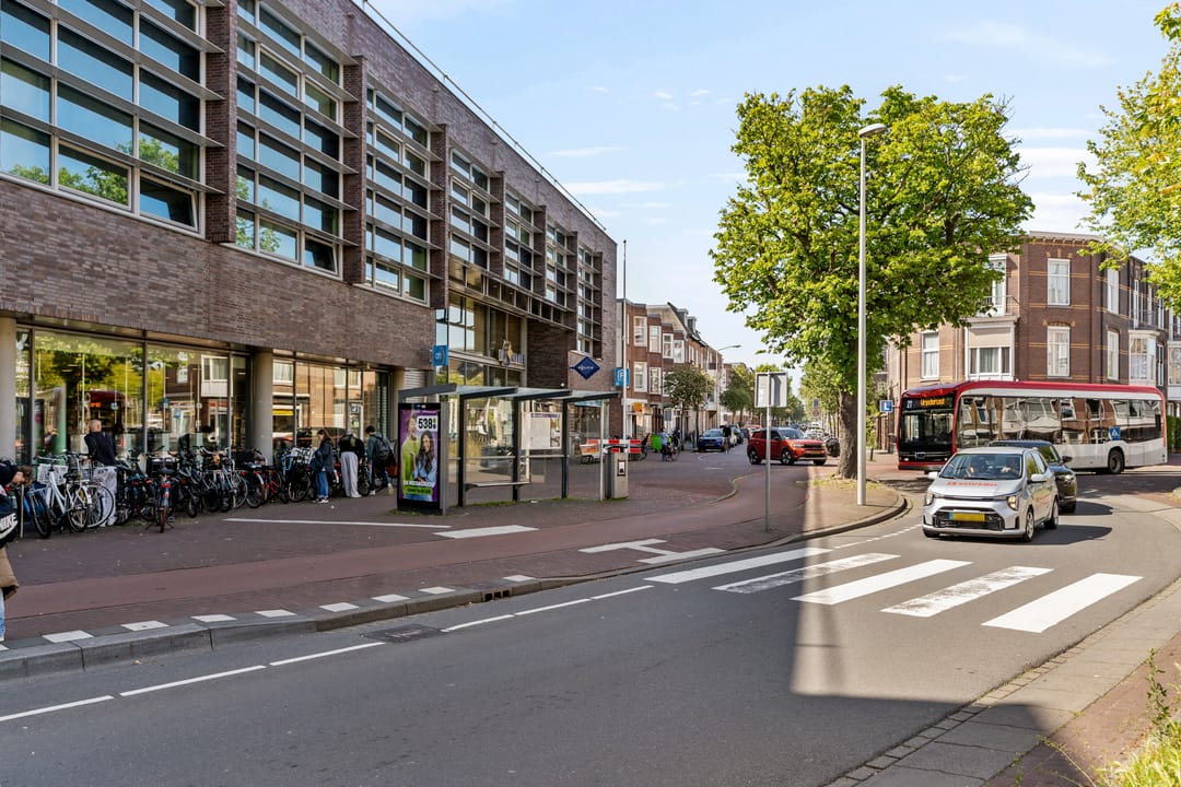 Photo 43 of Halleystraat 5