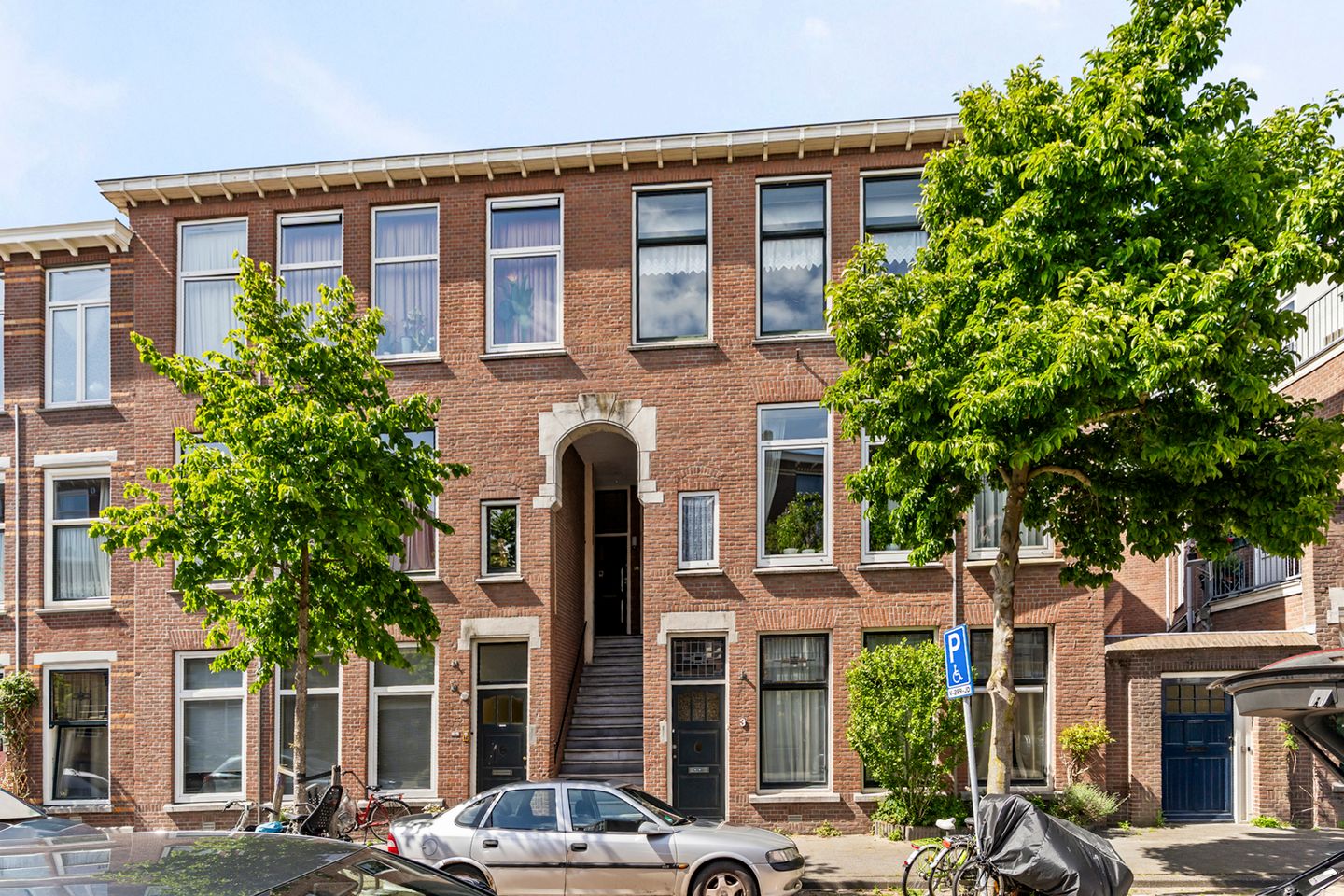 Photo 35 of Halleystraat 5