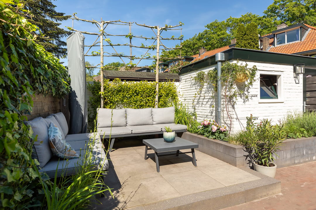 Charming 1930s Corner House in Astronomische Neighborhood with Sunny West-Facing Garden — 26