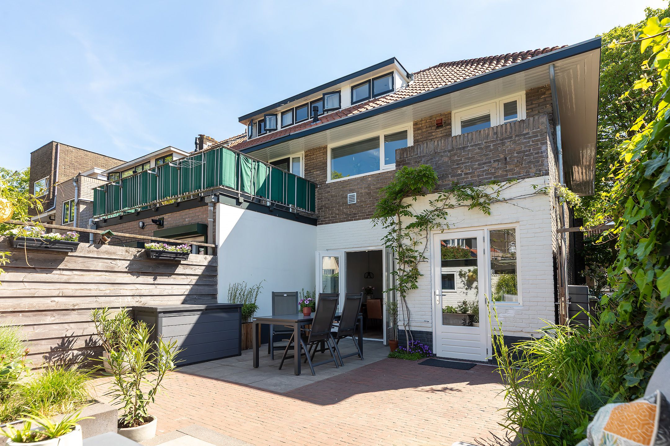 Charming 1930s Corner House in Astronomische Neighborhood with Sunny West-Facing Garden — 27