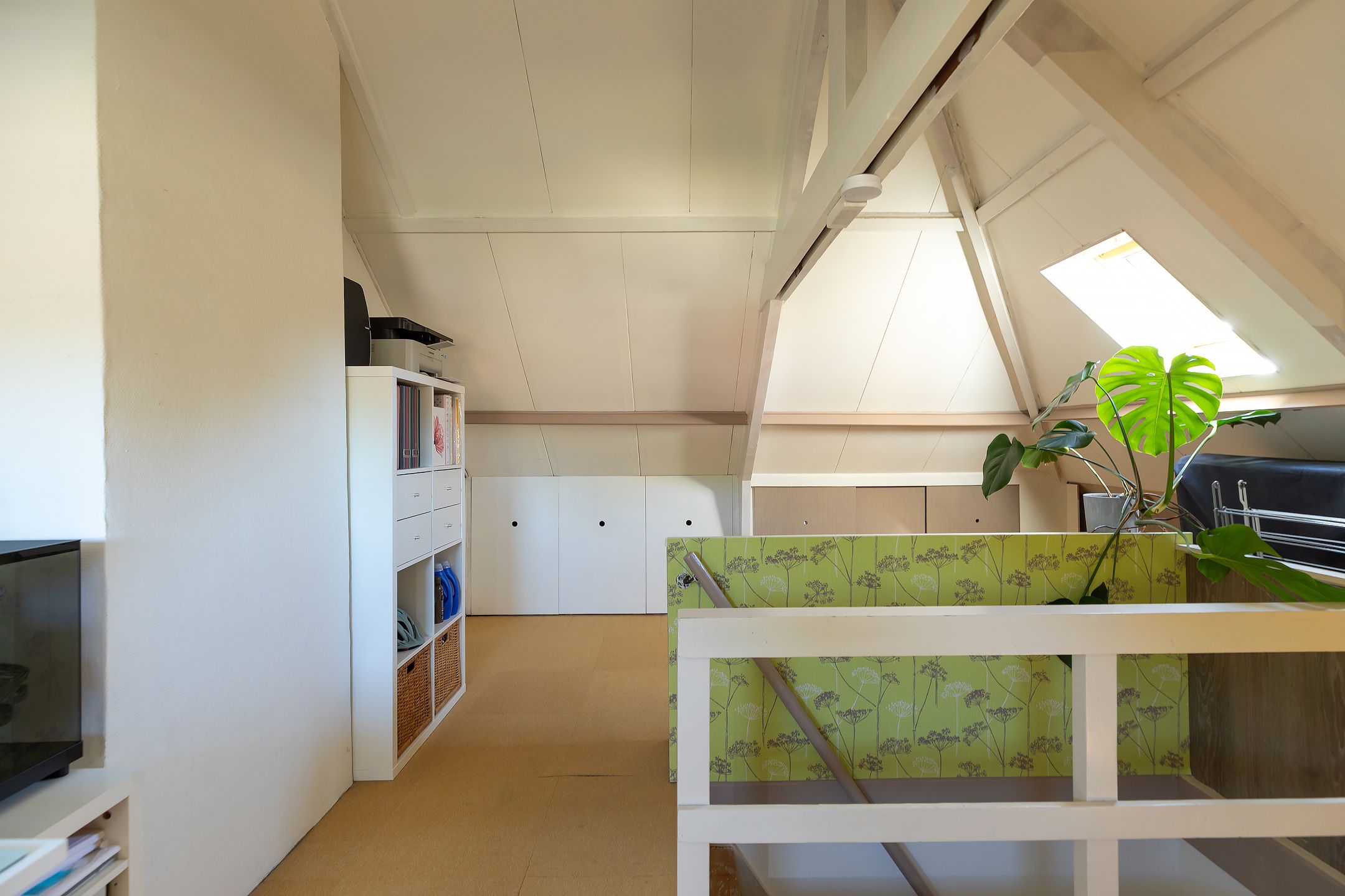 Charming 1930s Corner House in Astronomische Neighborhood with Sunny West-Facing Garden — 24