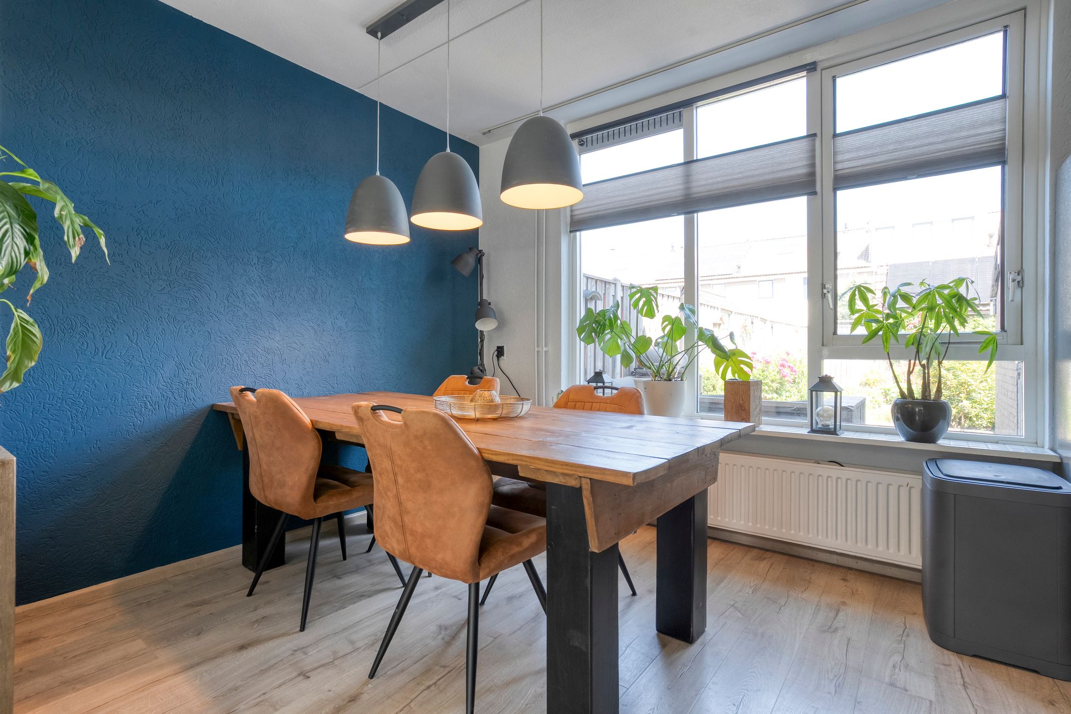 Spacious and Move-in Ready Terraced Home with Modern Bathroom and Sunny Garden in Emmeloord — 15