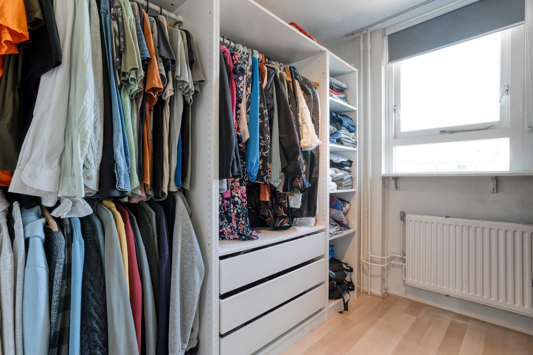 Spacious and Move-in Ready Terraced Home with Modern Bathroom and Sunny Garden in Emmeloord — 26
