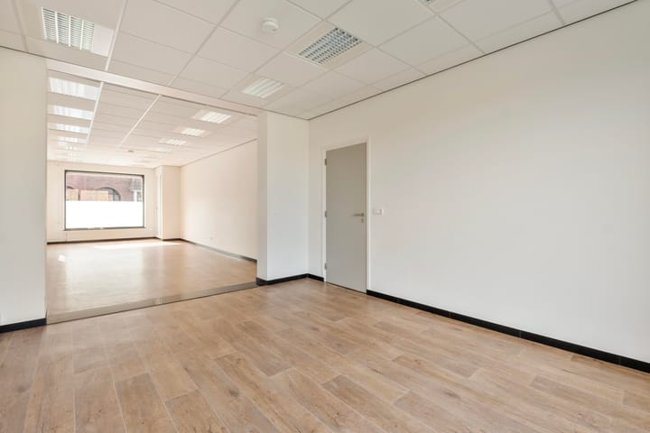 Foto 5 van Spoorstraat 48