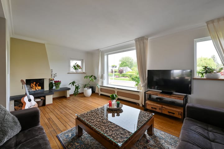 Tussenwoning te koop: Drechtdijk 53, De Kwakel