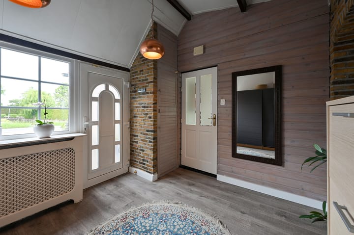 Tussenwoning te koop: Drechtdijk 53, De Kwakel