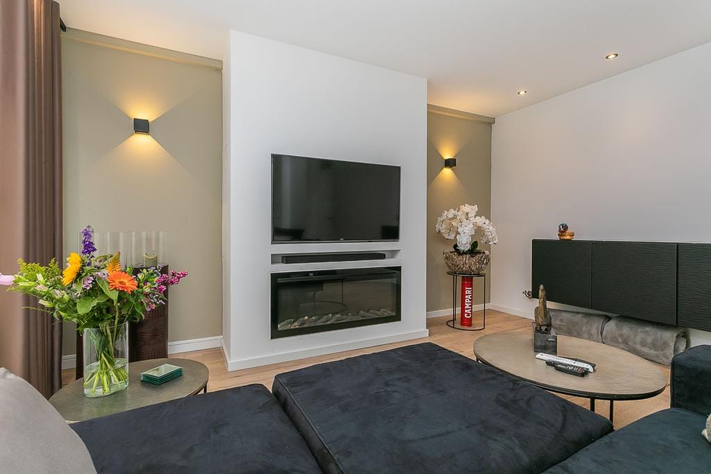 Photo 11 of Prinses Irenestraat 14