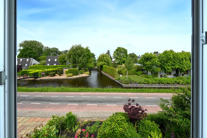 Tussenwoning te koop: Drechtdijk 53, De Kwakel