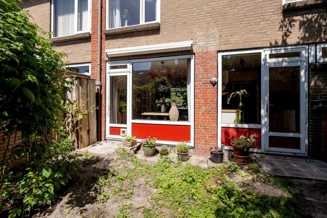 Foto 52 van Staringstraat 14