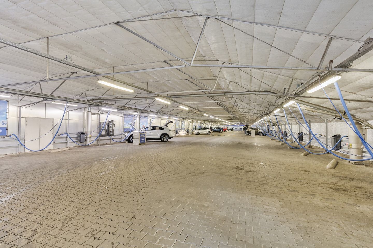 Bekijk foto 4 van Aalsmeerderweg 497B