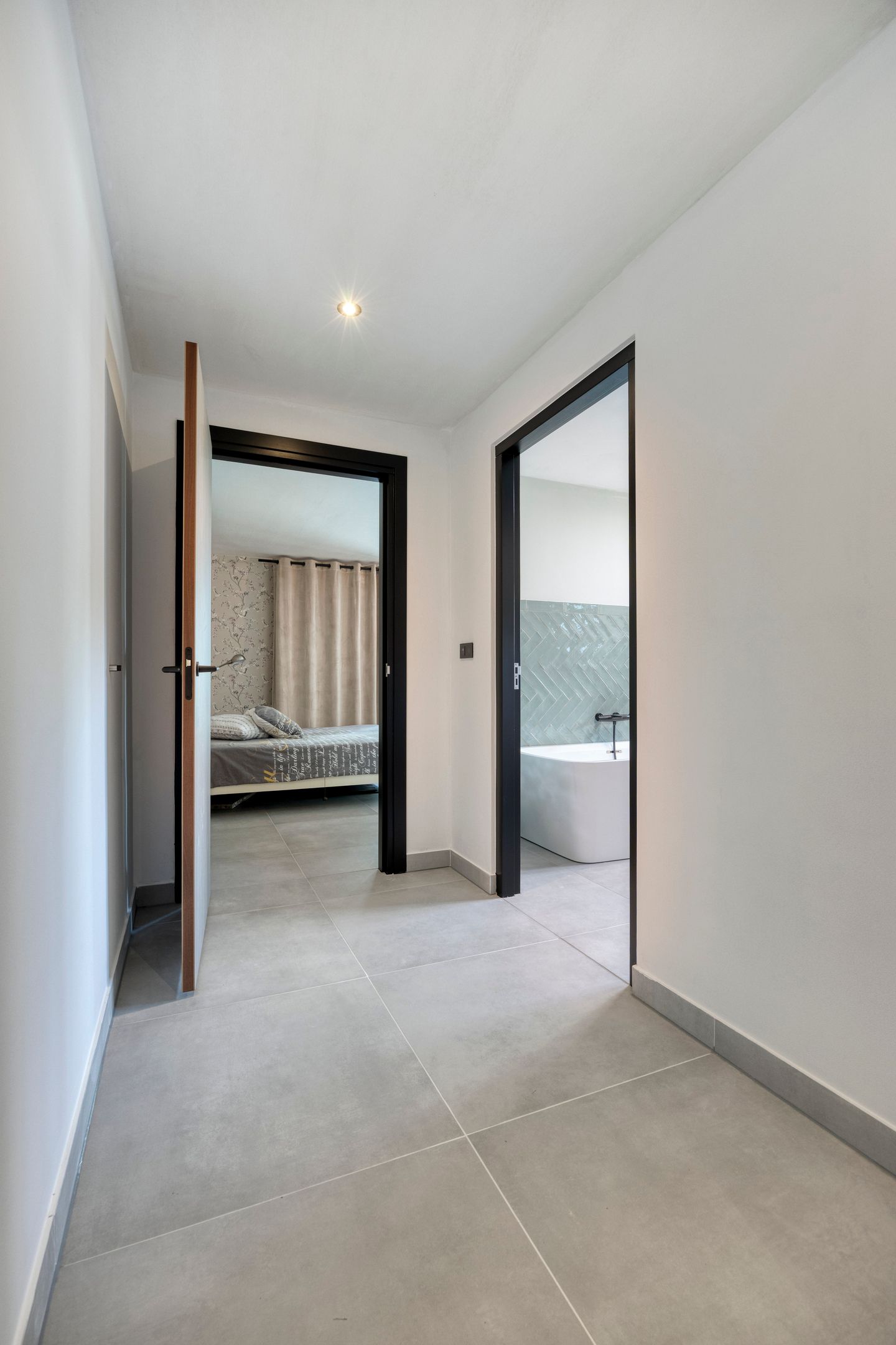 Modern High-End Villa with Private Wellness Pool and Panoramic Landscape Views — 42