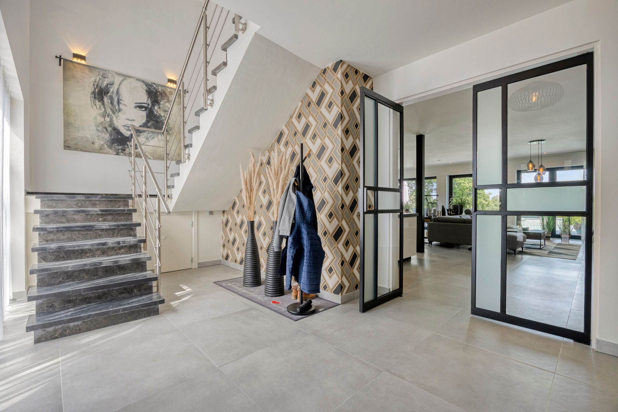 Modern High-End Villa with Private Wellness Pool and Panoramic Landscape Views — 9