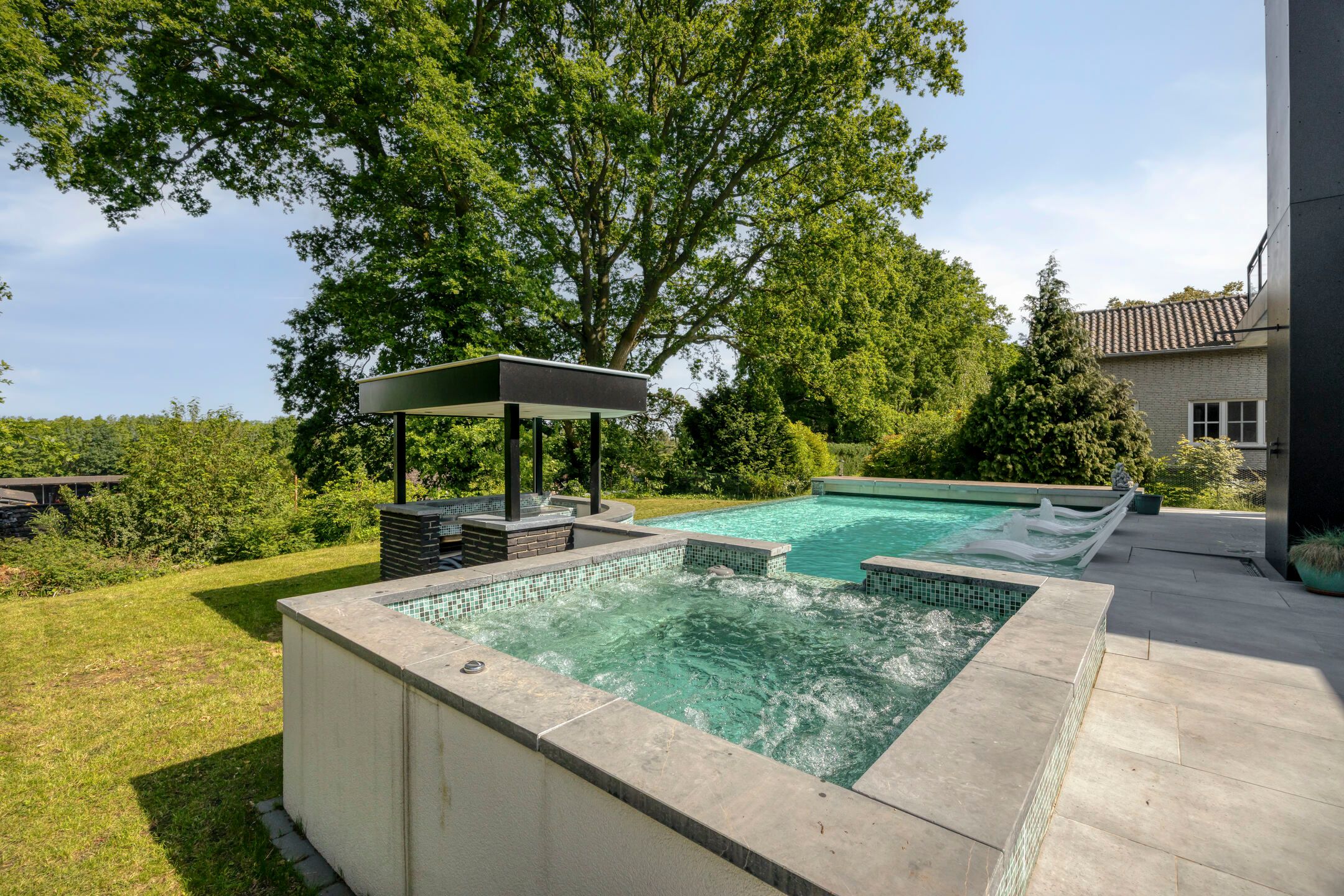 Modern High-End Villa with Private Wellness Pool and Panoramic Landscape Views — 54
