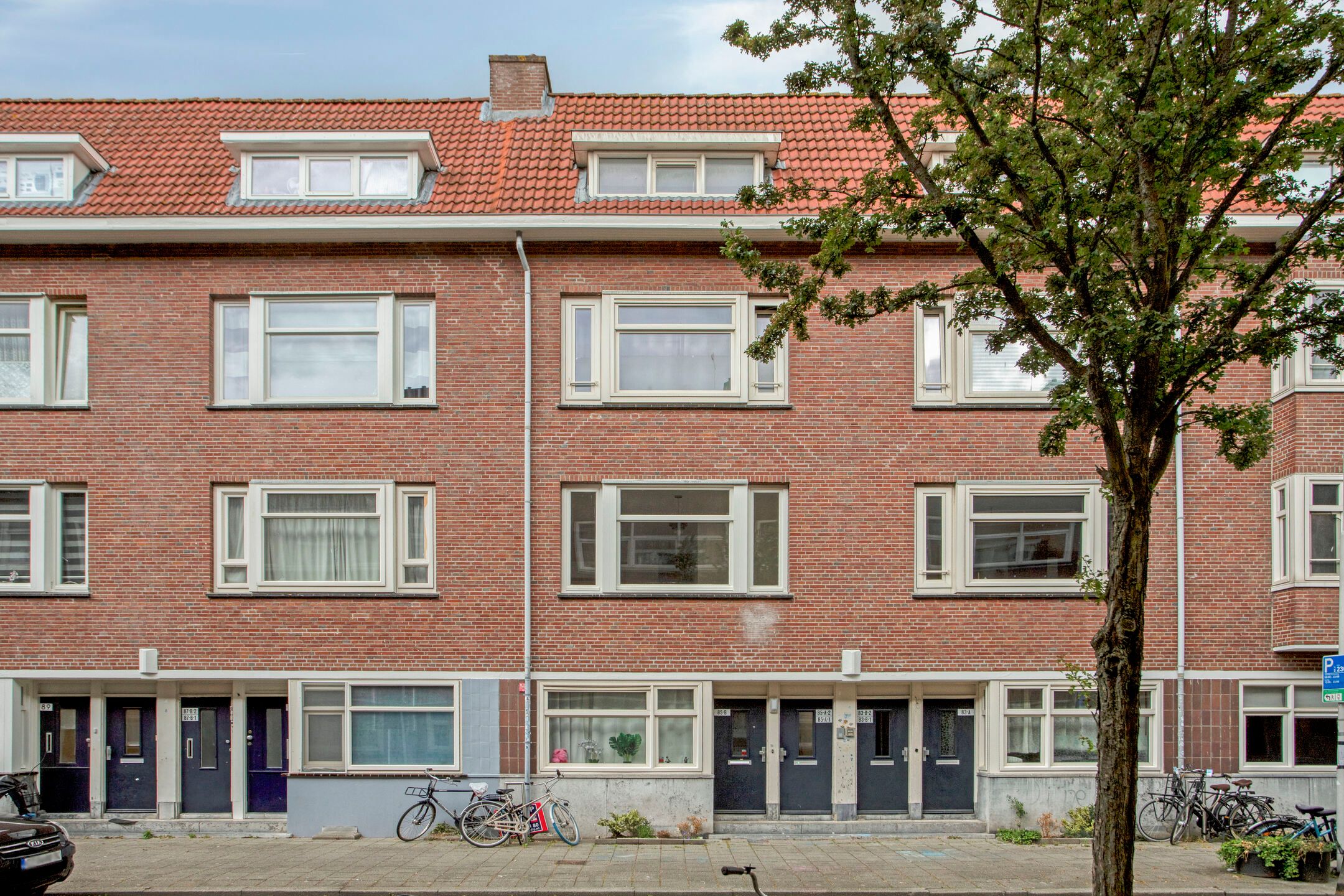 Foto 24 van Moerkerkestraat 85-A01