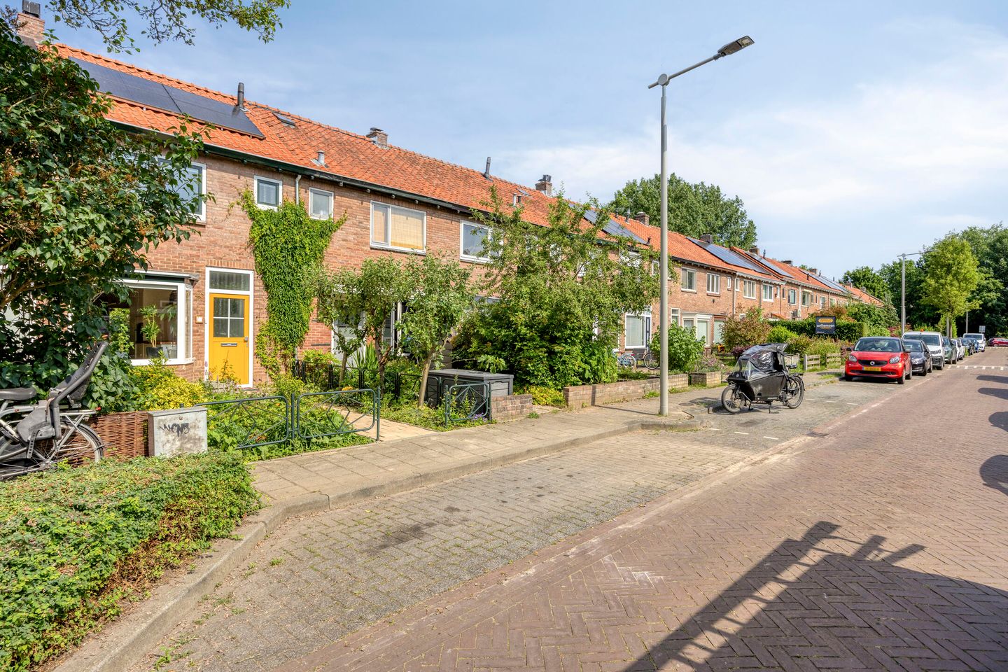 Photo 29 of Haagdoornstraat 40