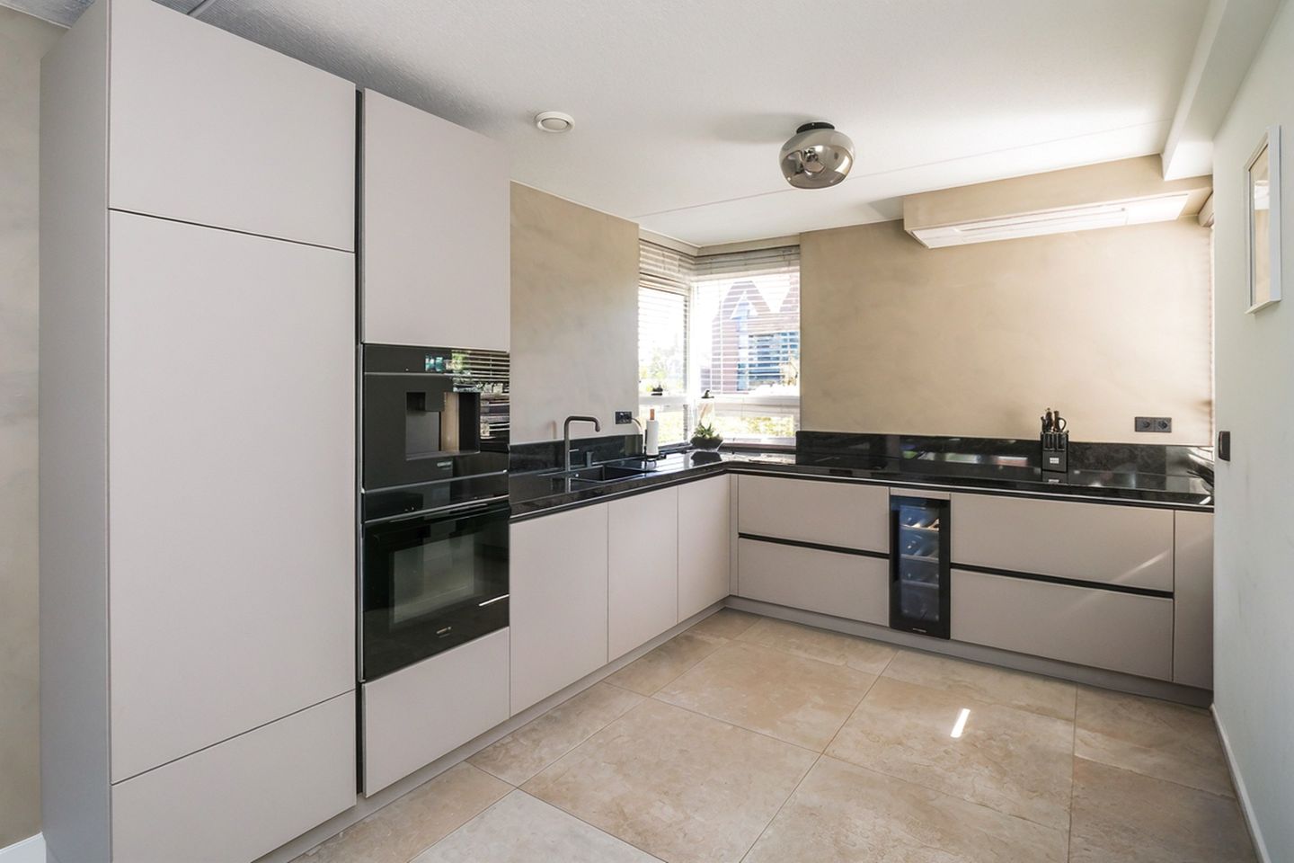 Foto 4 van Blackwoodstraat 9