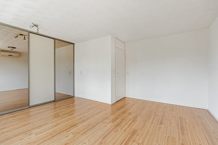Hoekwoning te koop: Rademakerslaan 7, Voorthuizen