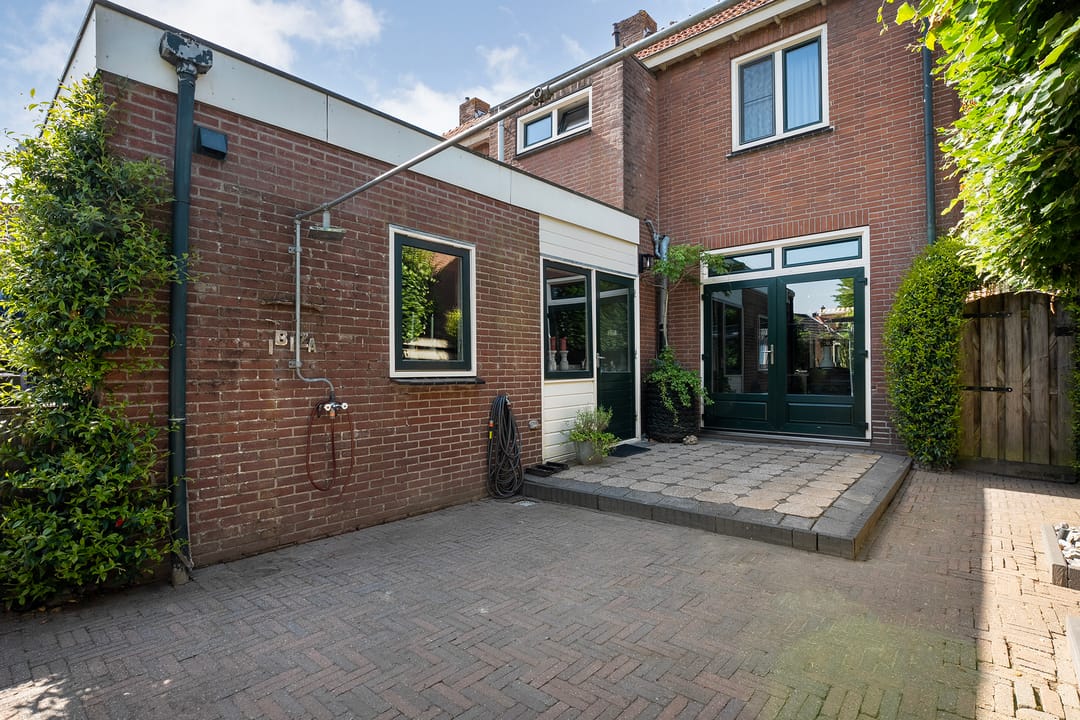 Photo 53 of Zuiderwalstraat 8