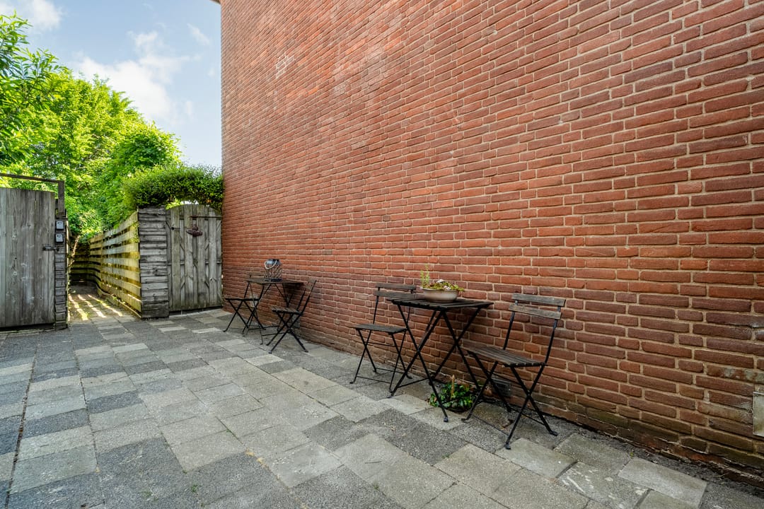 Photo 17 of Zuiderwalstraat 8