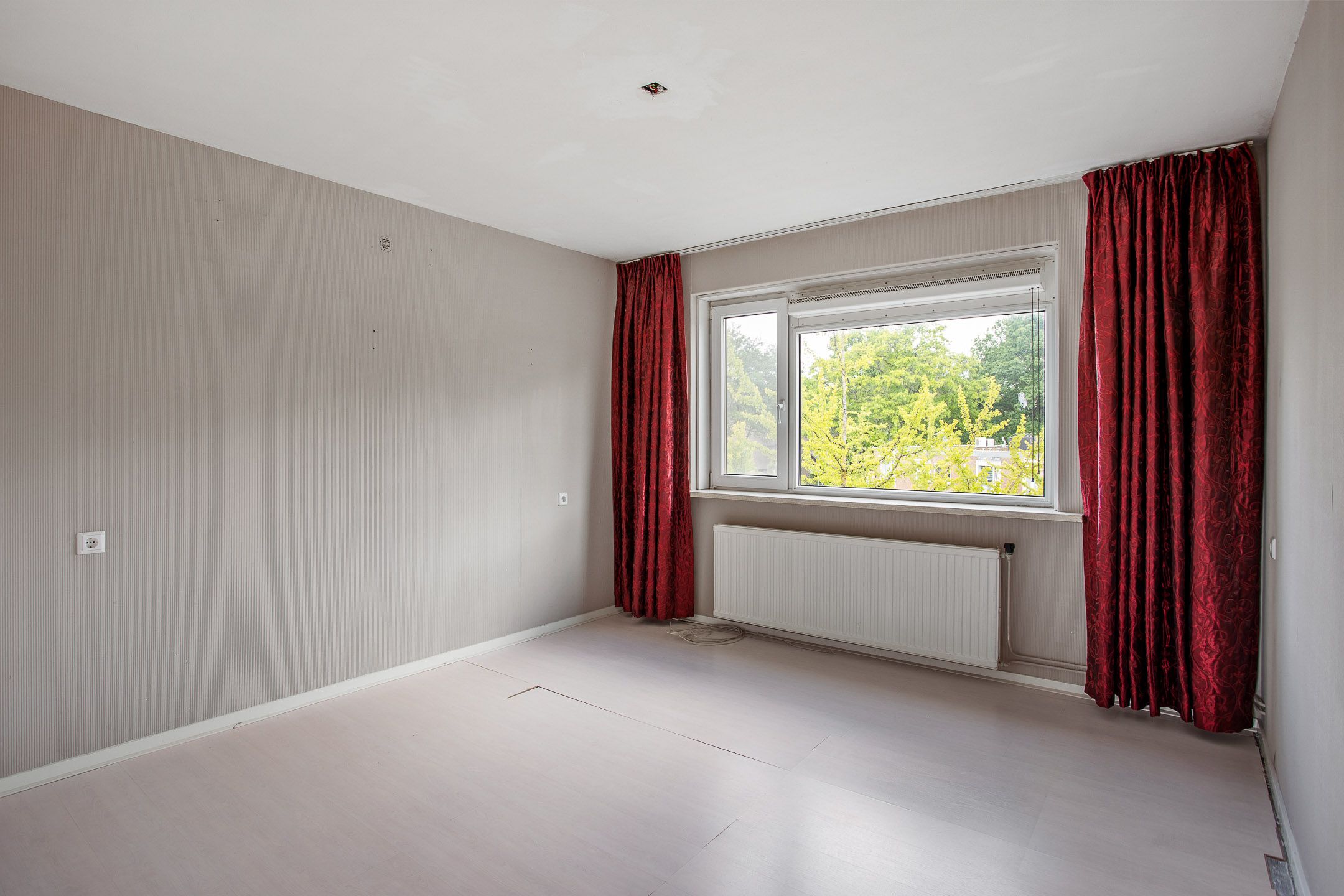 Foto 12 van Burgemeester Wallerstraat 143