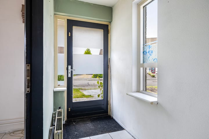 Tussenwoning te koop: Sassingastins 127, Leeuwarden