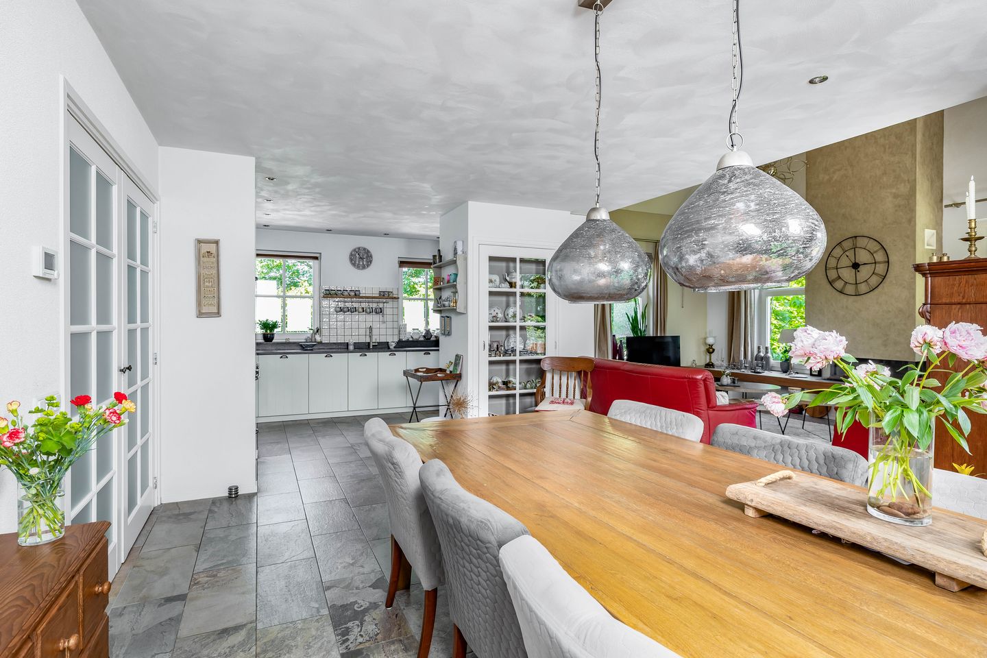 Characterful Semi-Detached Home with Spacious South-Facing Garden in Quiet Location — 14