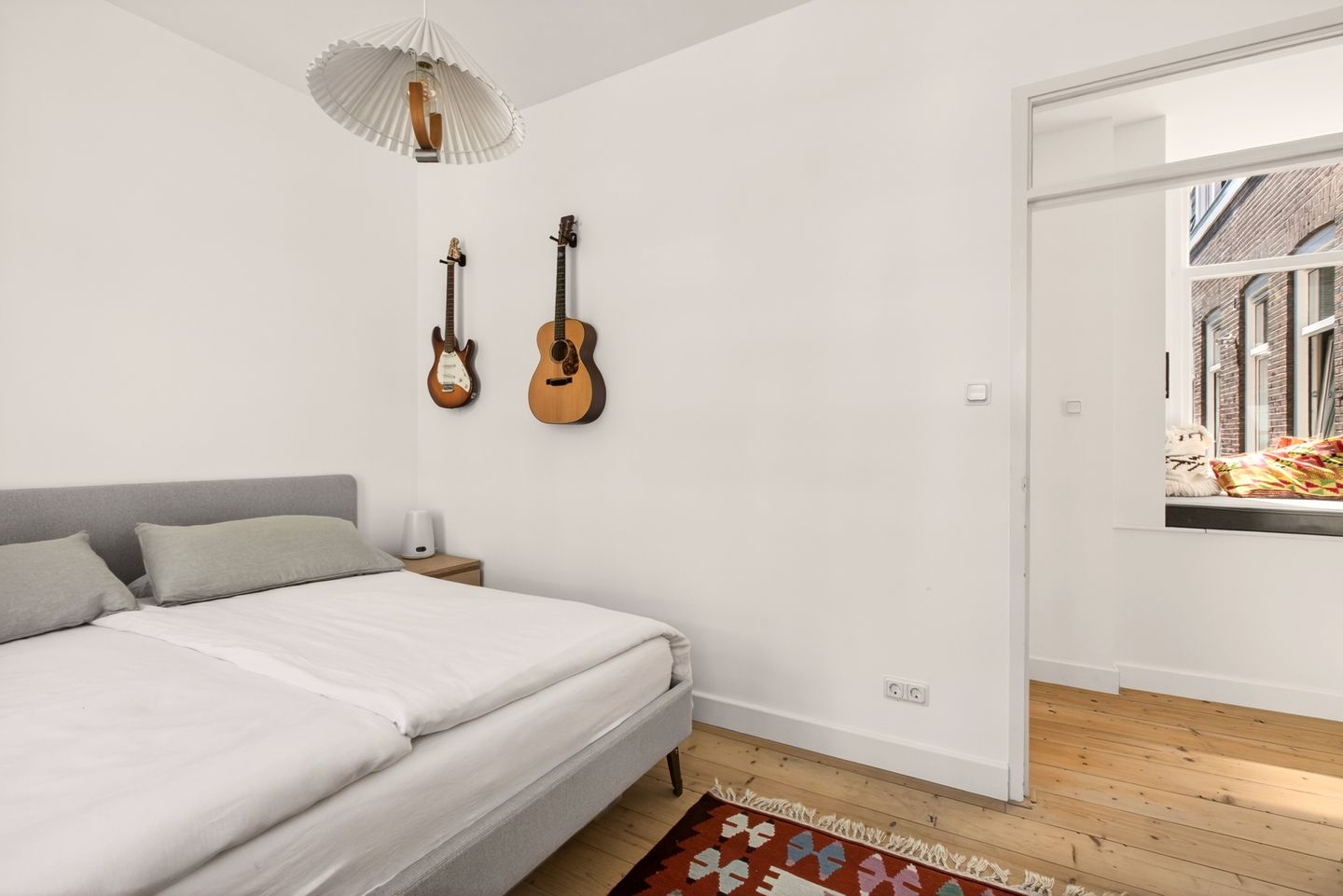 Spacious and Light Corner Apartment on Freehold Land in Amsterdam De Pijp — 14