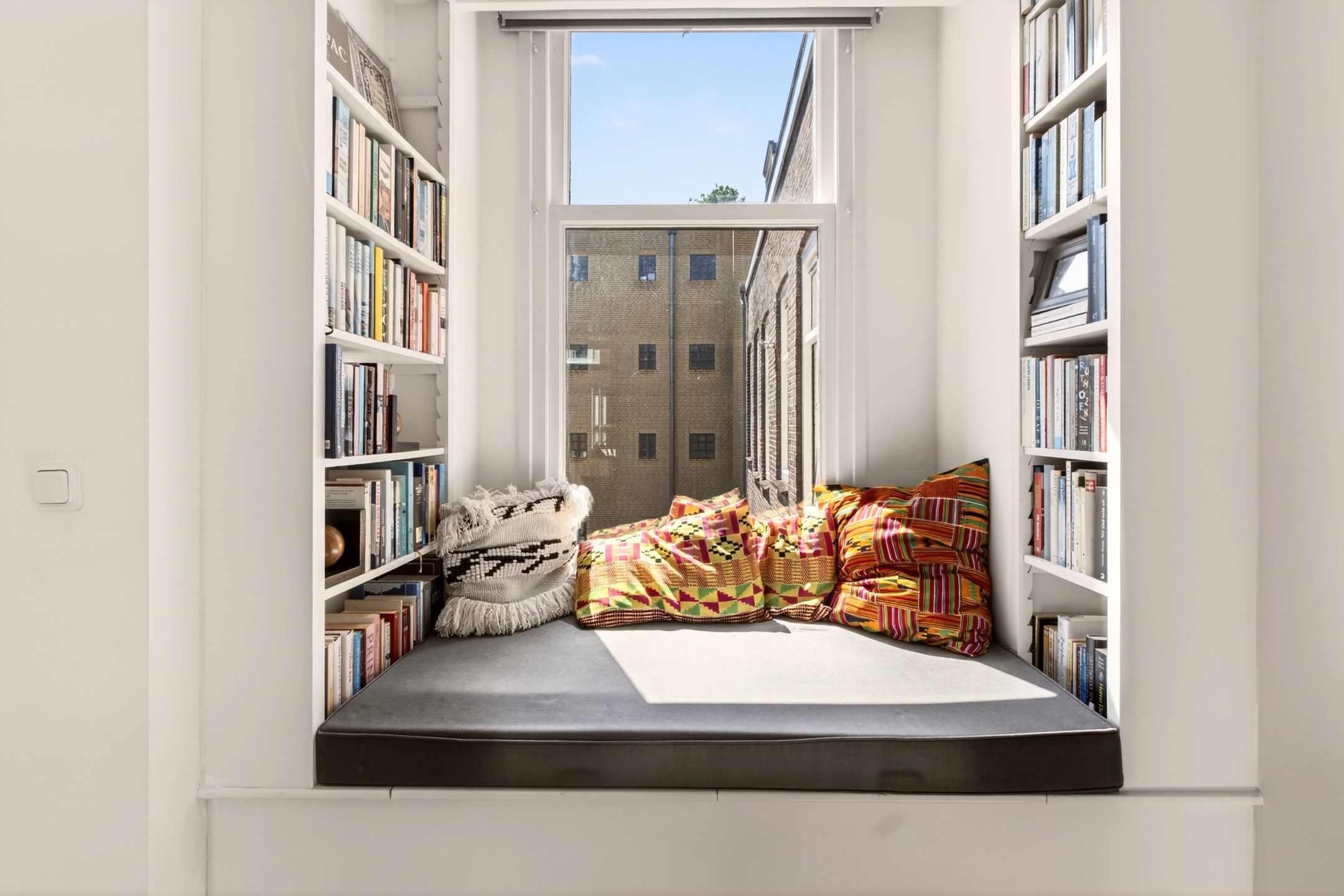 Spacious and Light Corner Apartment on Freehold Land in Amsterdam De Pijp — 12