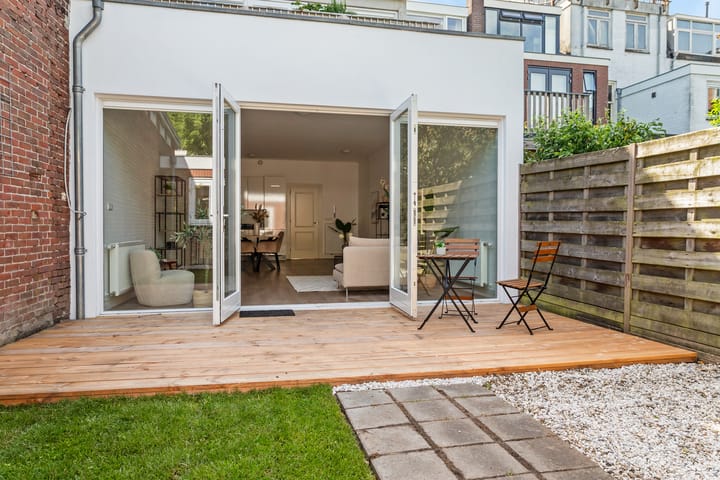 Photo 2 of Oudwijkerveldstraat 12