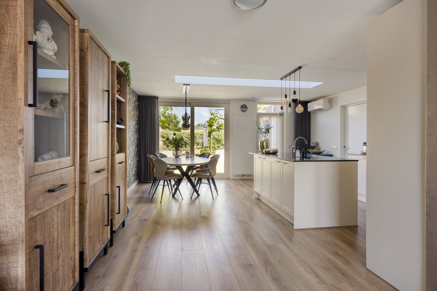 Modernized Extended Semi-Detached Residence with Garage and Solar Panels in Lierop — 10